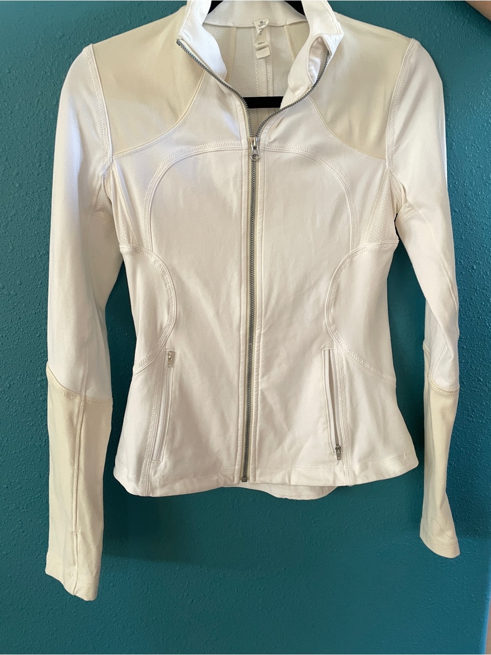 lululemon athletica Cream Zip-Front original define jacket from the early 2000s
